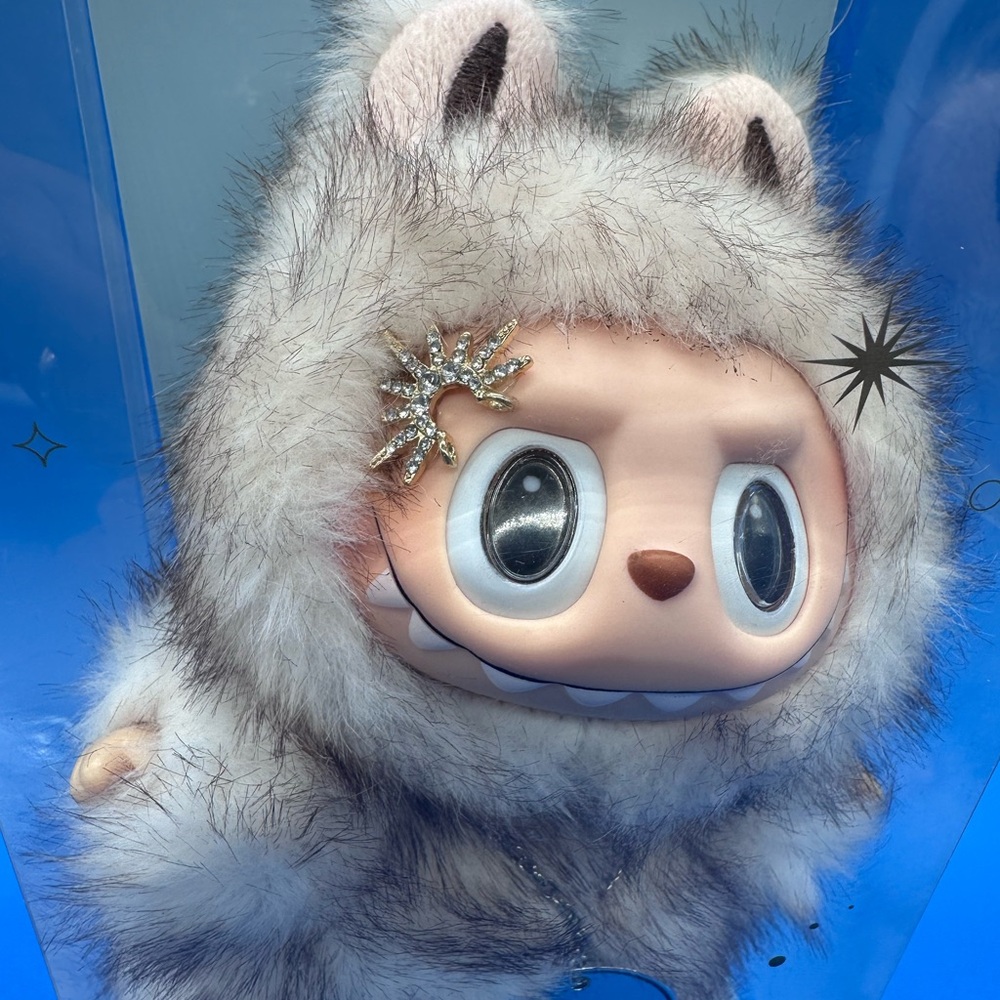 Custom Labubu inspired designer doll - Picture 4 of 5